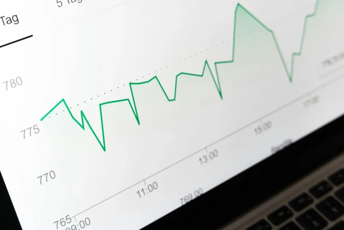 analytics graph going up